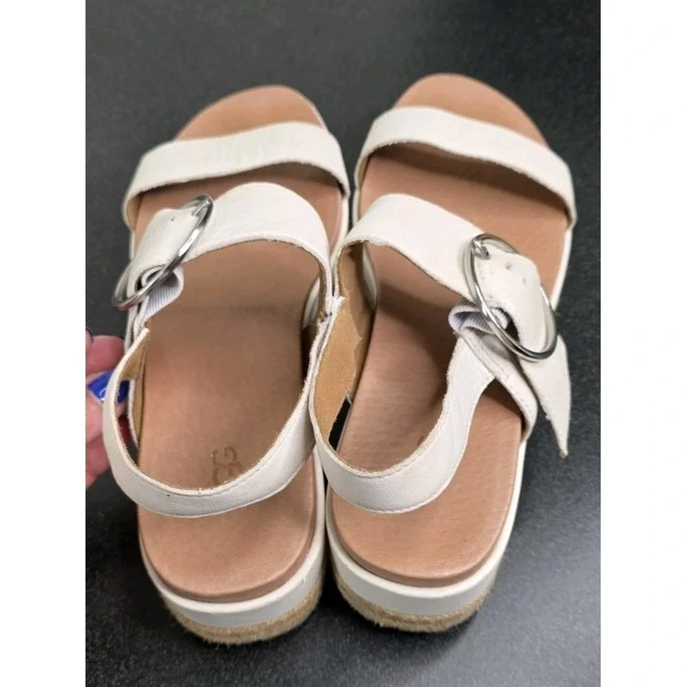 UGG Women 9 White April Espadrille Wedge Platform Buckle Sandals Coastal Cottage